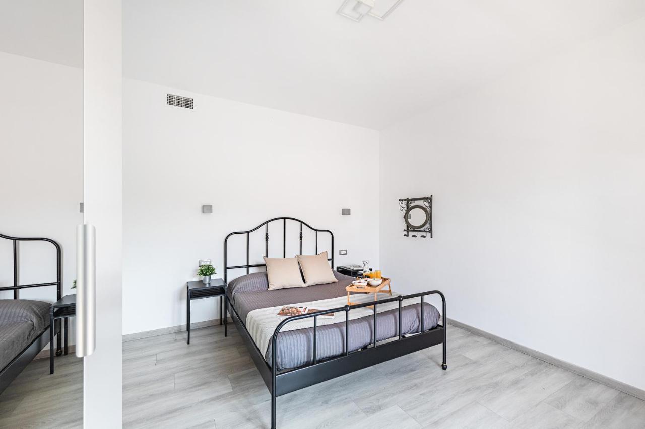 Il Quadrifoglio D4 Apartment By Wonderful Italy Sirmione Exterior photo